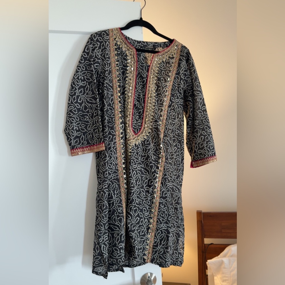Limelight Black and Gold shalwar kameez